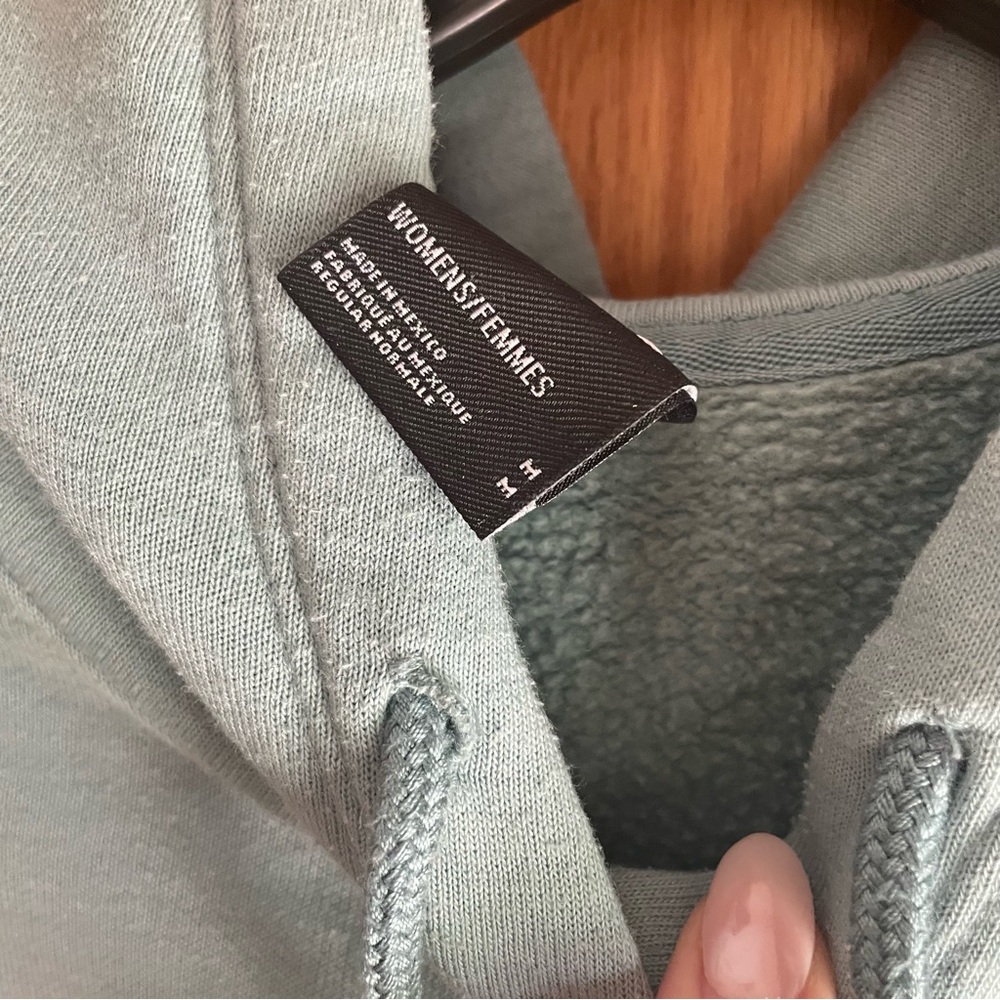 Northface Never Stop Exploring mint green/blue Hoodie with red patch - Picture 7 of 9